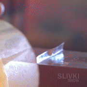 没有剪刀怎么撕胶带